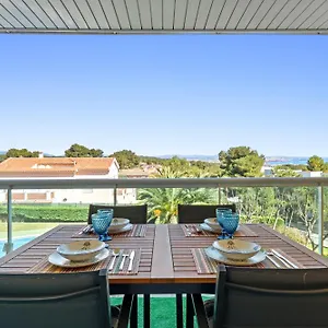 https://apartamento-martin-y-rose-en-salou.top-hotels-tarragona.com